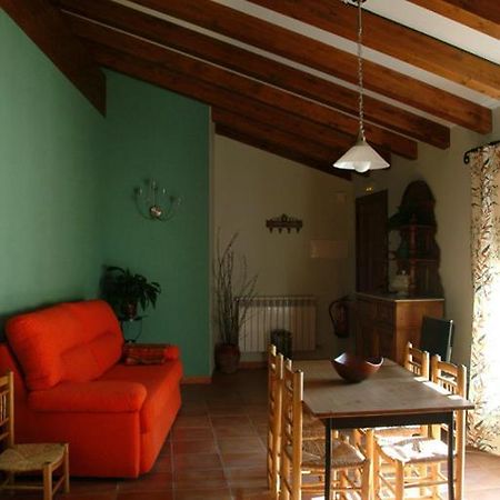 Apartamentos Casa Vidal Adahuesca Quarto foto
